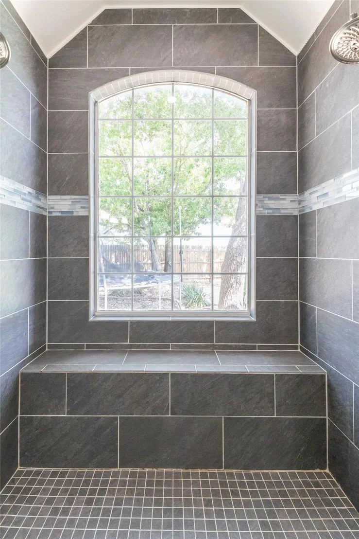 Photo of 1418 Kingwood Circle