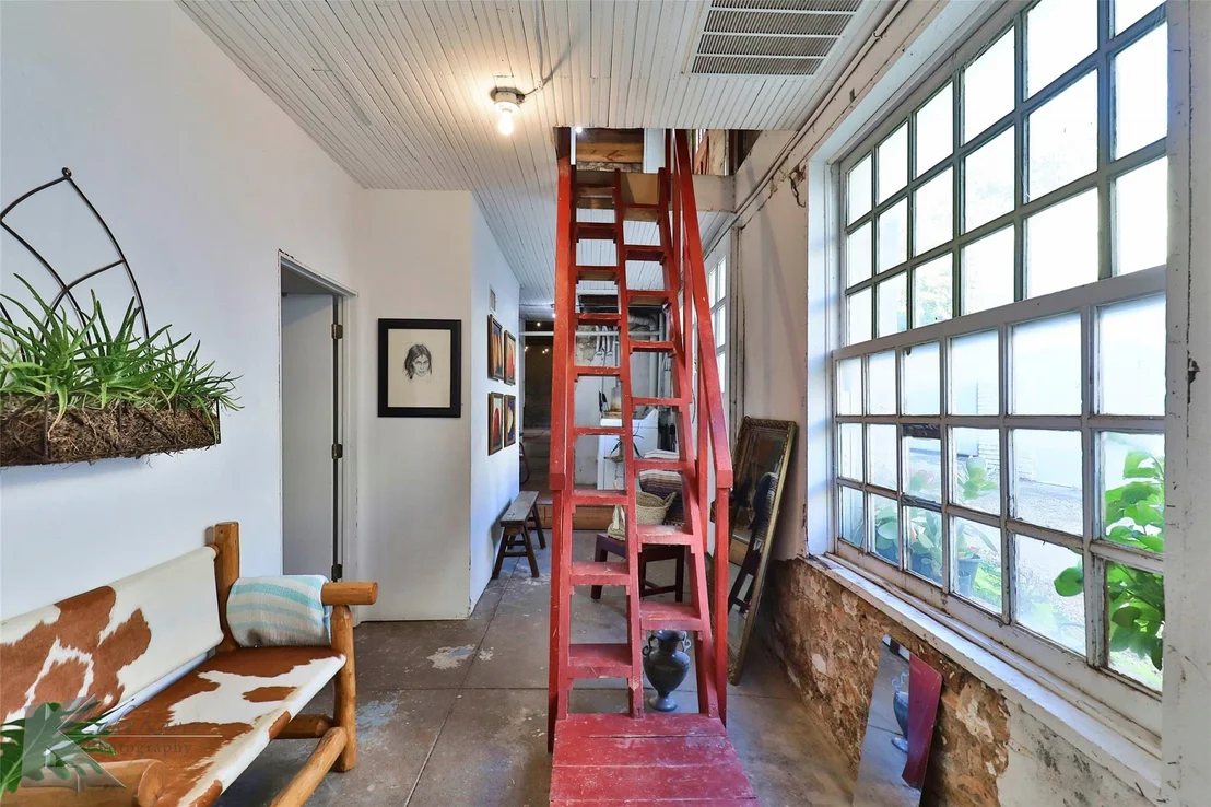 Photo of 306 Conrad Hilton St Boulevard