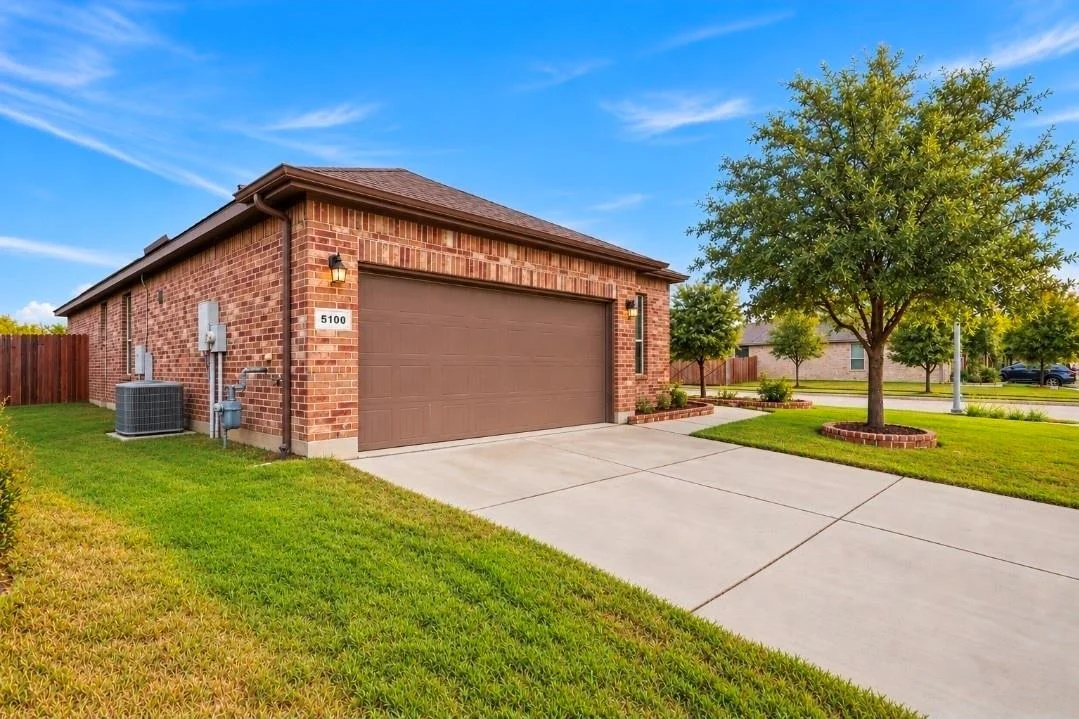 Photo of 5100 Sugarcane Lane