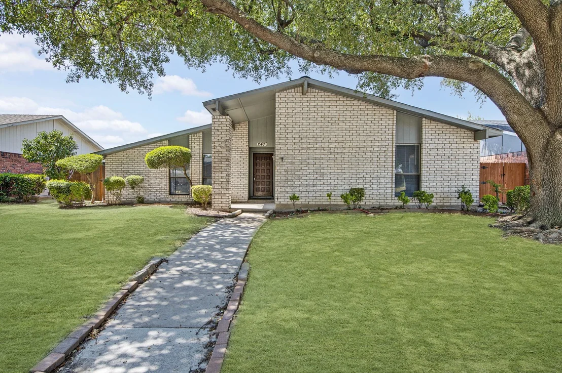 Photo of 247 Woodhurst Drive