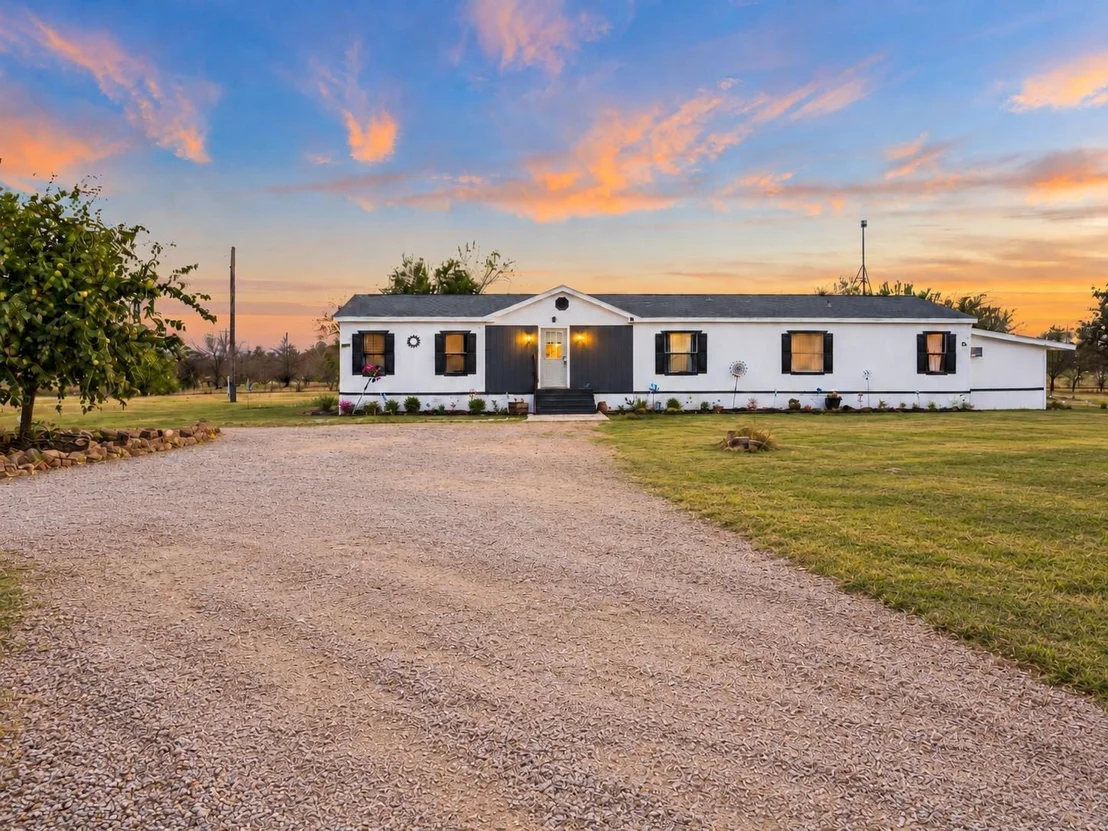 Photo of 549 County Road 4733