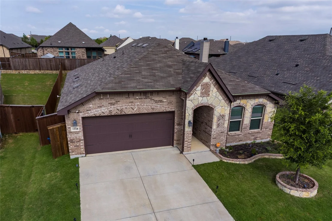 Photo of 3205 Buckskin Trail