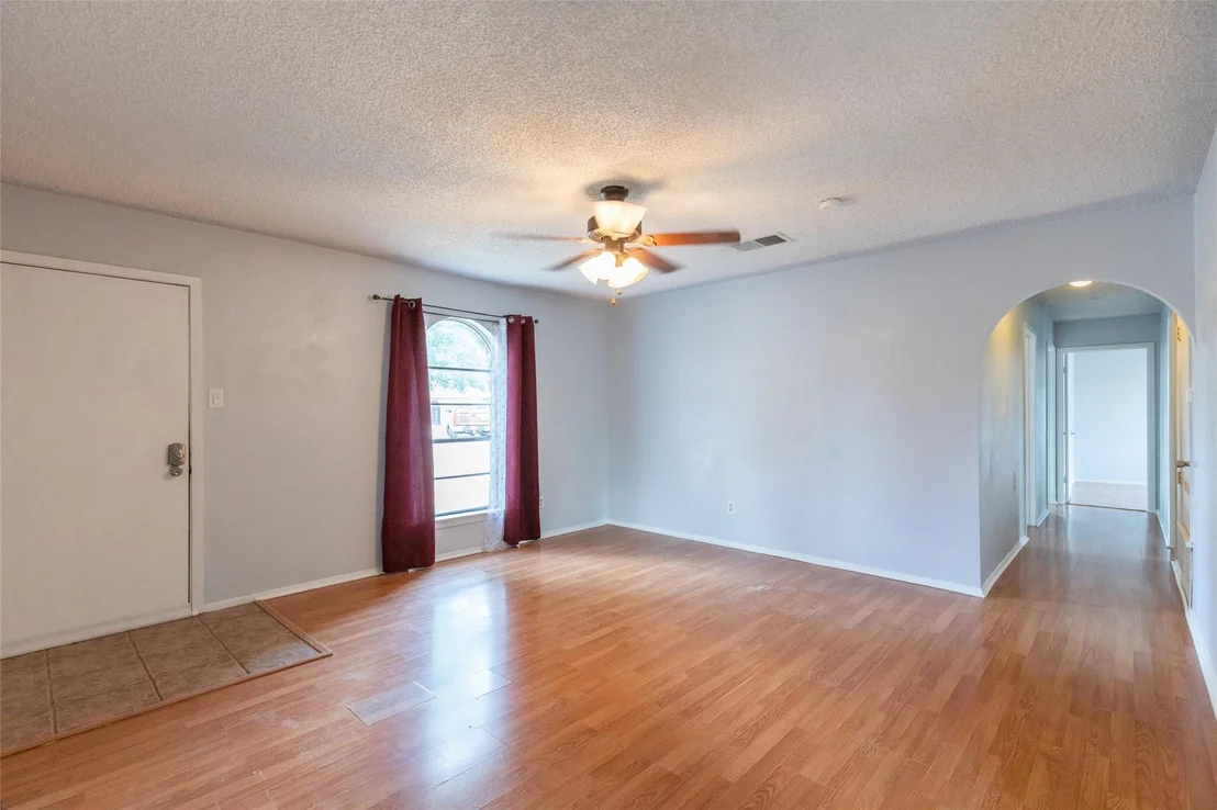Photo of 1714 Locksley Court