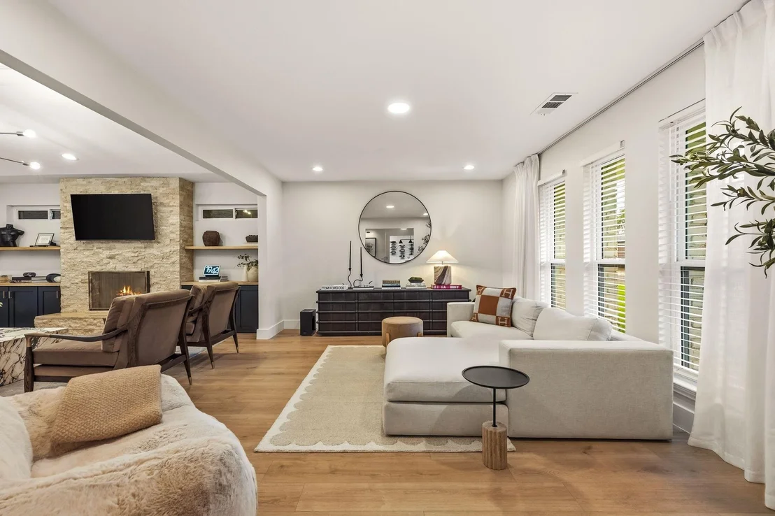 Photo of 7429 Tangleglen Drive