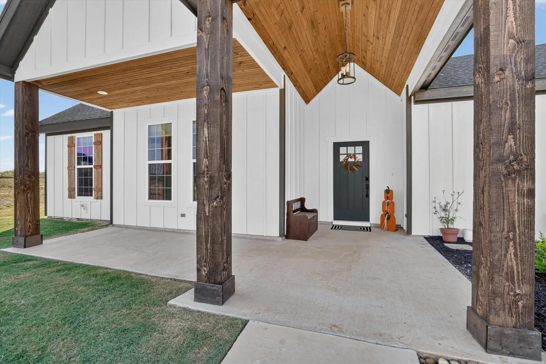 Photo of 332 Jonny Boy Way
