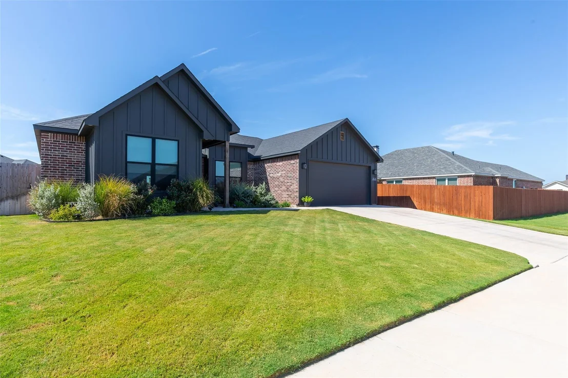 Photo of 5035 Cranbrook Drive