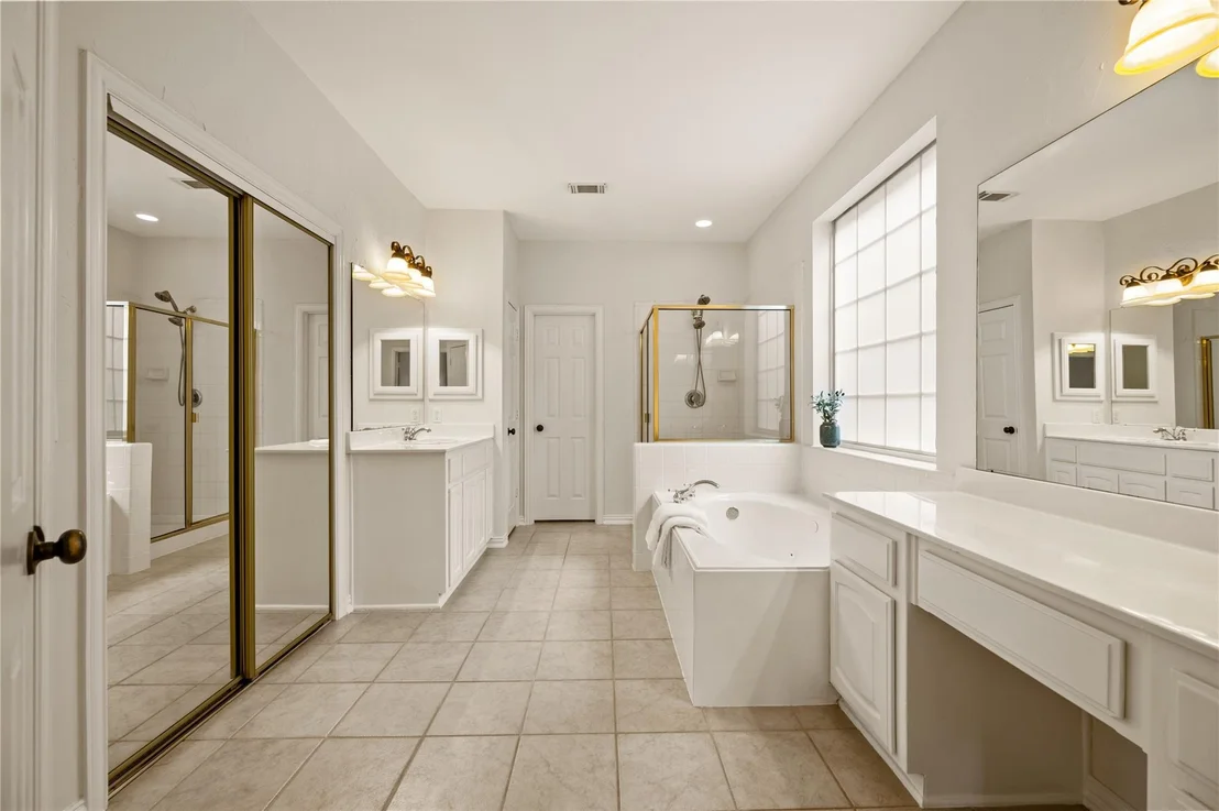 Photo of 1607 Forest Bend Lane