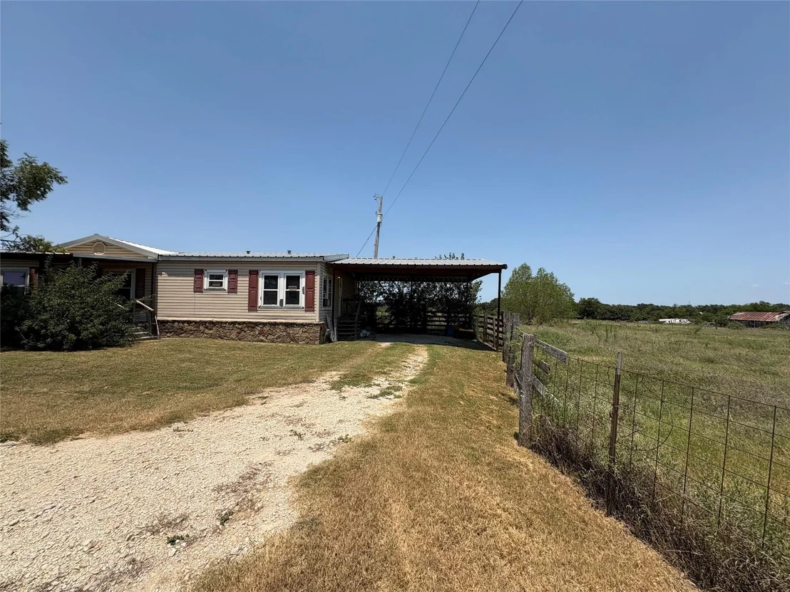 Photo of 912 Highway 36 W