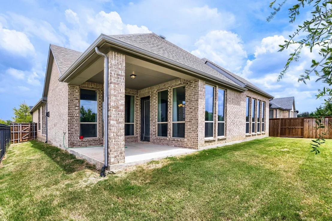 Photo of 800 Agave Drive