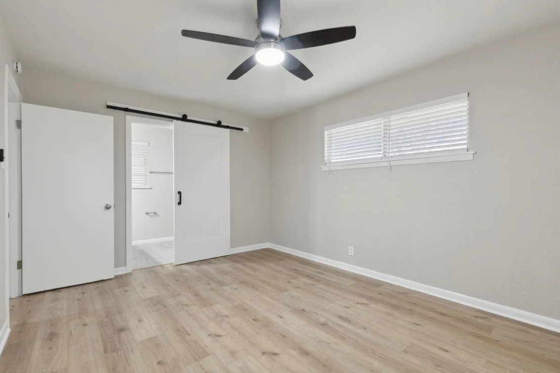 Photo of 1407 Robin Drive