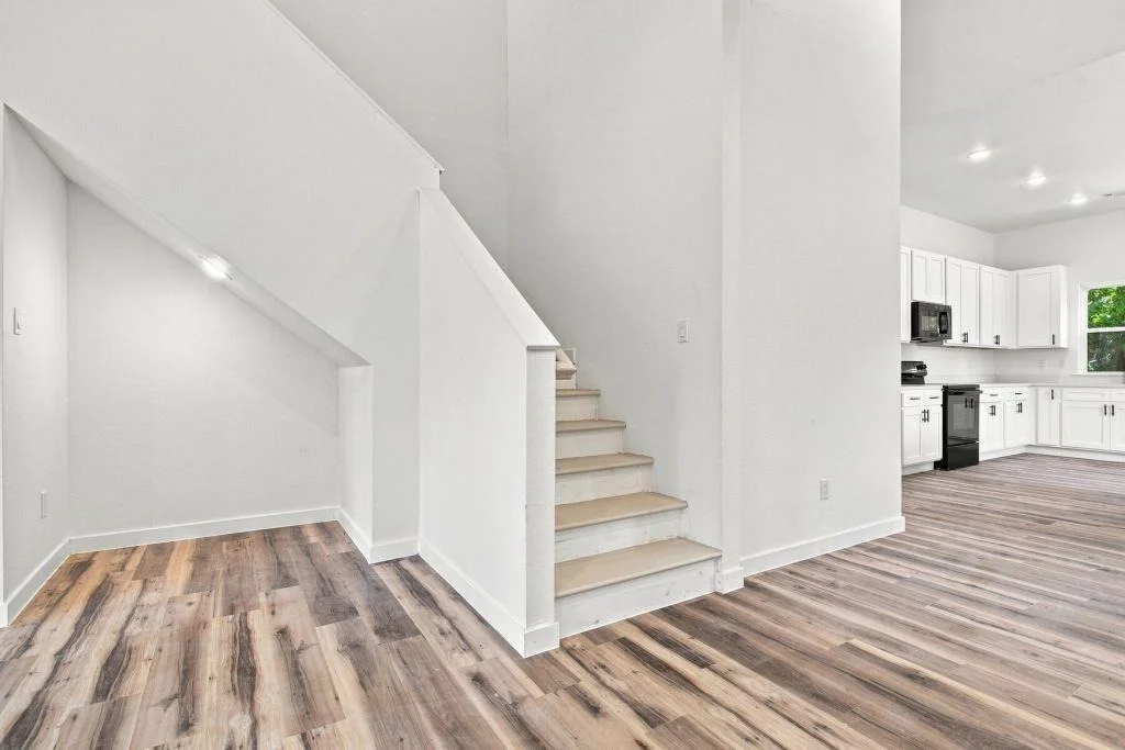 Photo of 106 E Miller