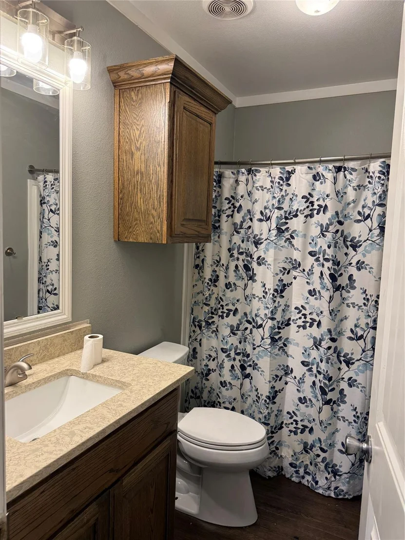Photo of 194 CR 2220