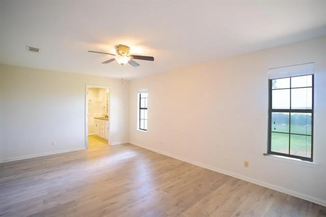 Photo of 812 Crestline Drive