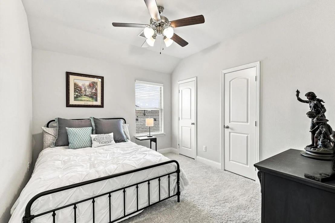 Photo of 401 Llano Lane