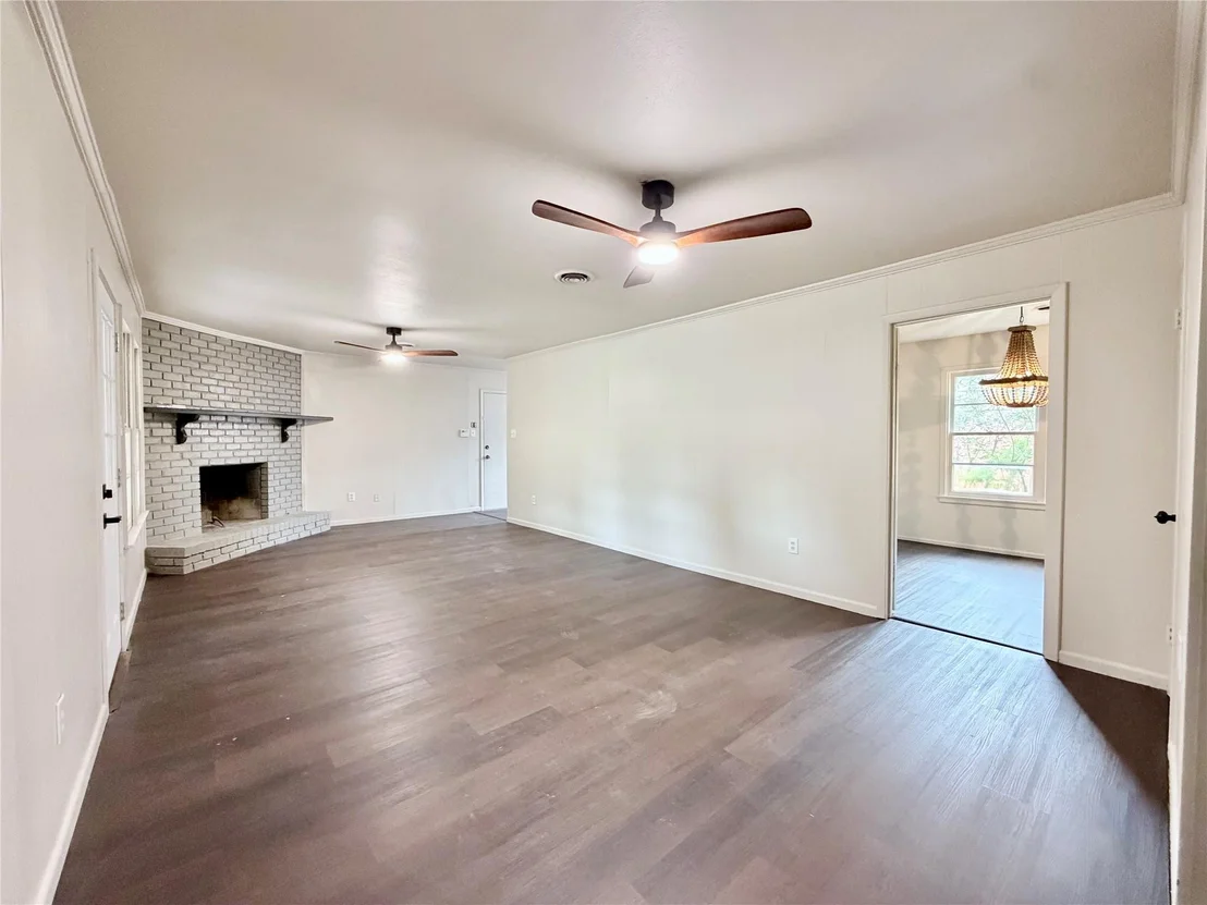 Photo of 2248 Crescent Drive