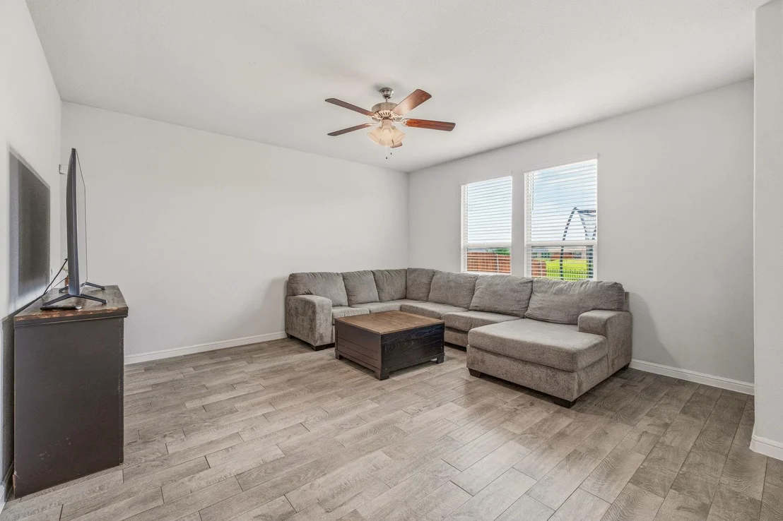 Photo of 1106 Burlingame Drive