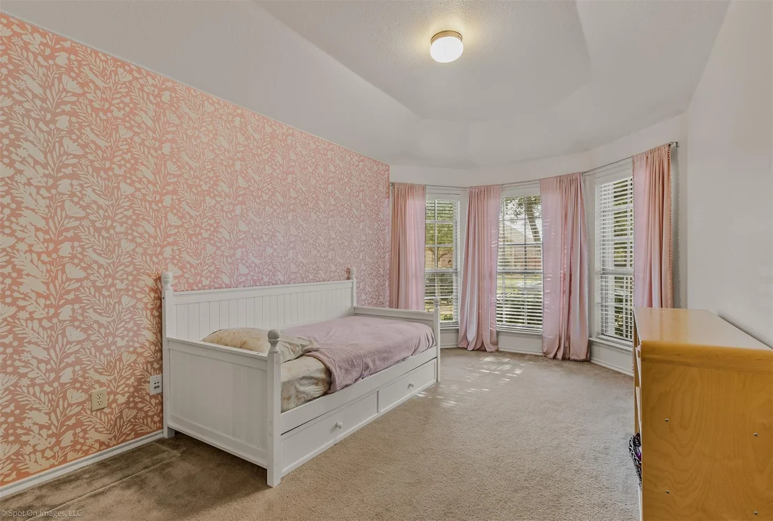 Photo of 2018 Sterling Gate Drive