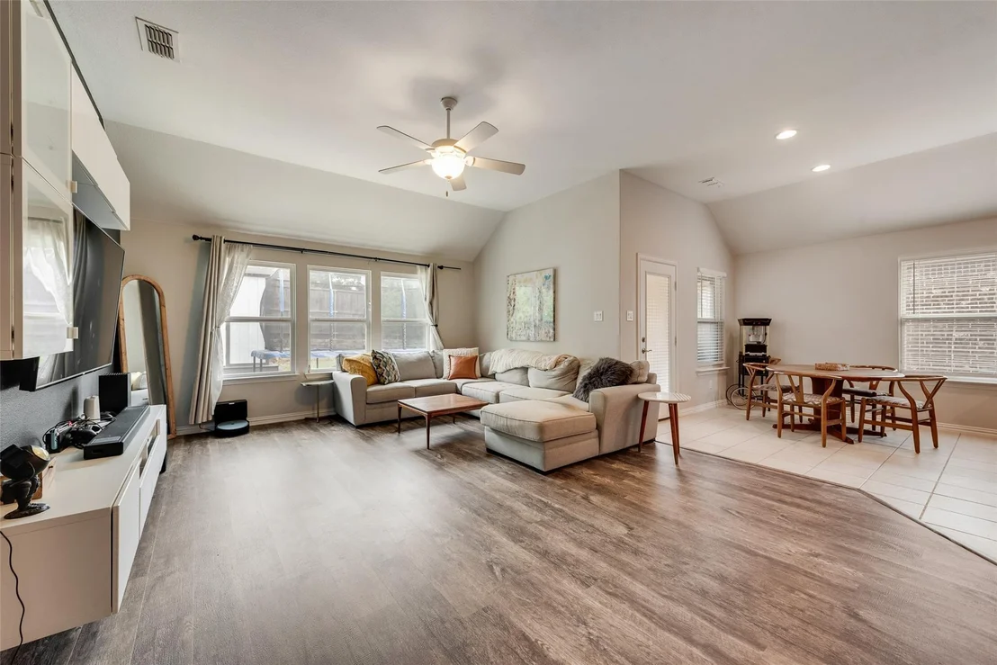 Photo of 1432 Westview Lane