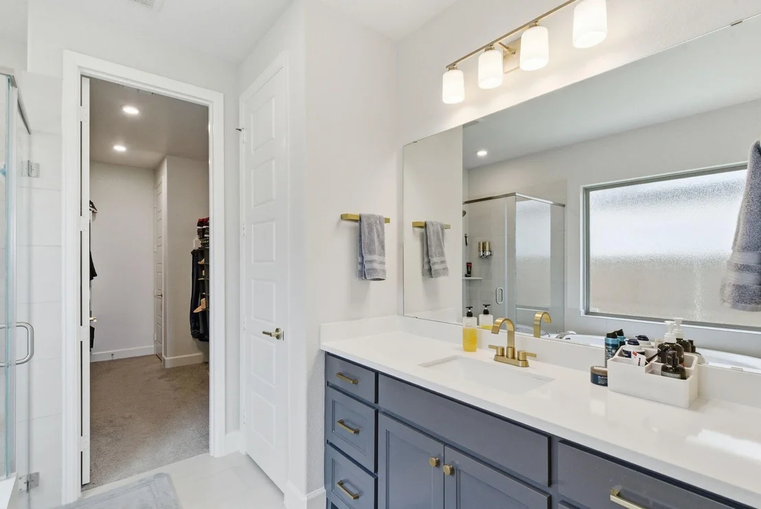Photo of 915 Winter Cherry Lane