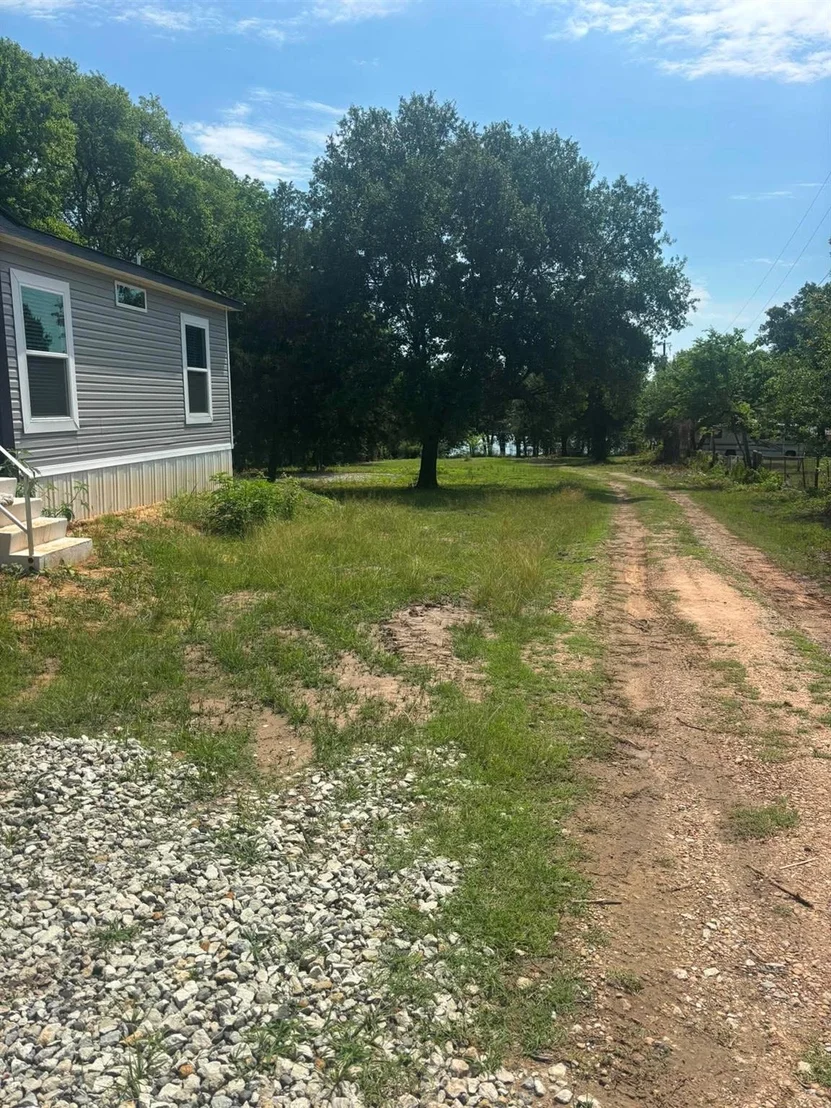 Photo of 1429 Oak Hill Drive