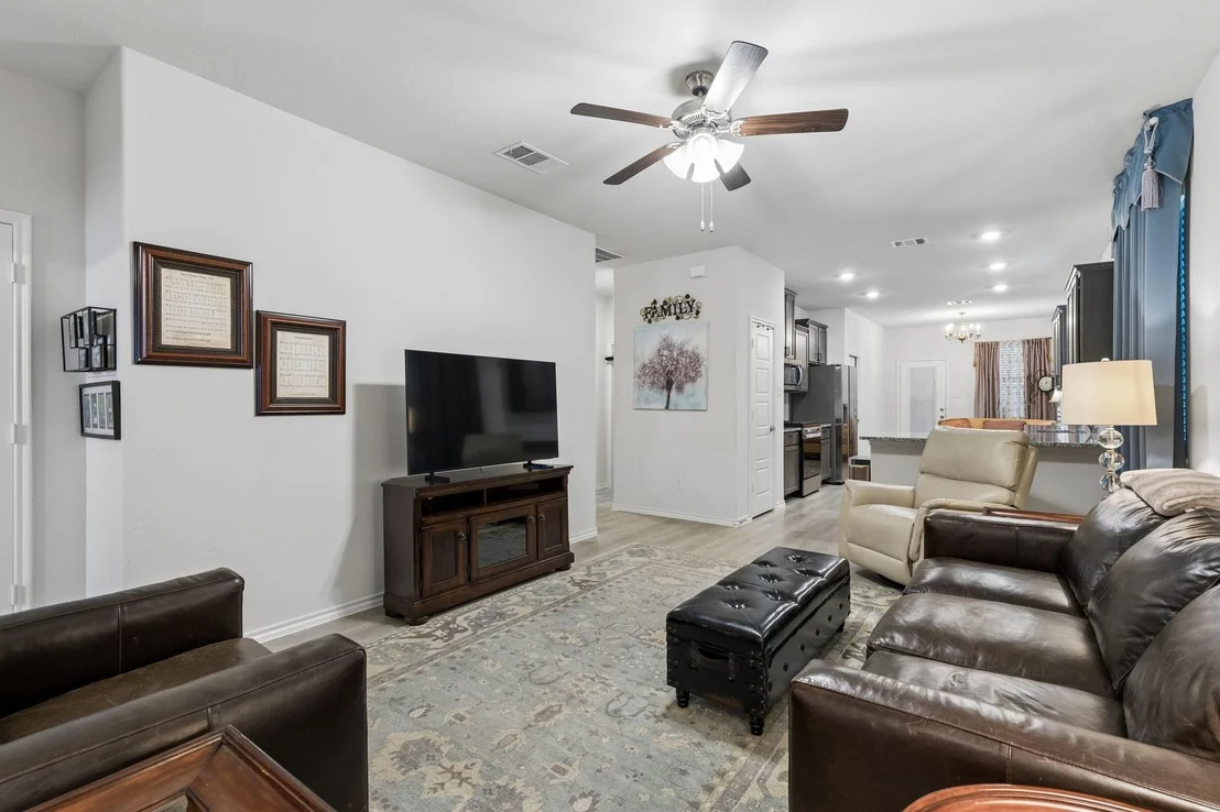 Photo of 1537 Princeton Drive