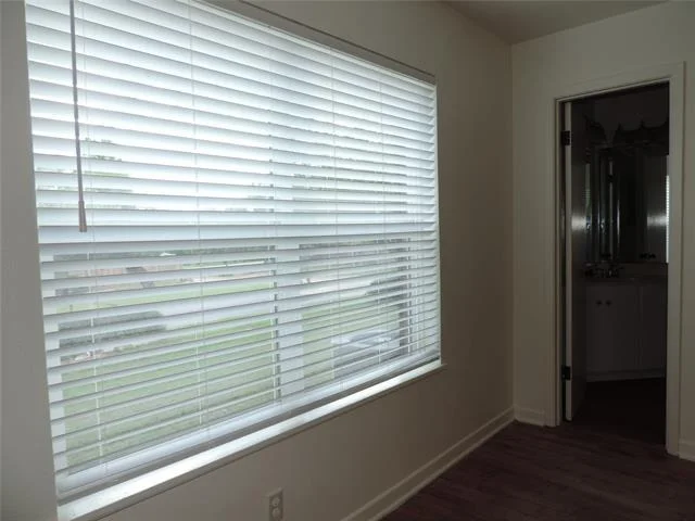 Photo of 581 Alexander Road