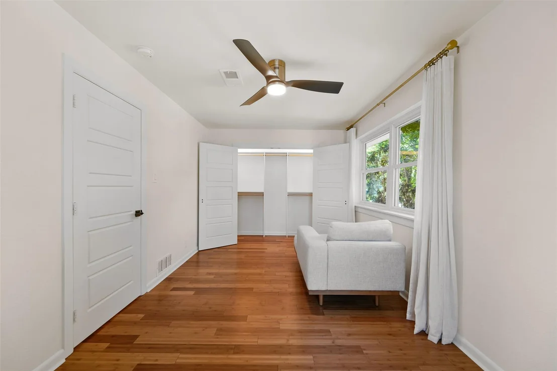 Photo of 1417 Sylvan Drive