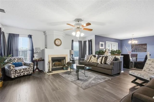 Photo of 217 Sunset Oaks Drive