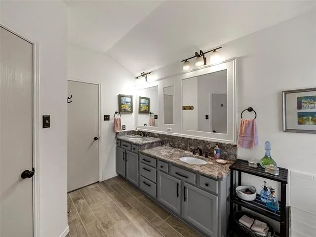 Photo of 204 Arbor Ridge Drive