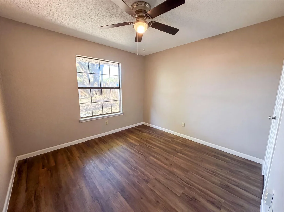 Photo of 1503 Curtis Lane