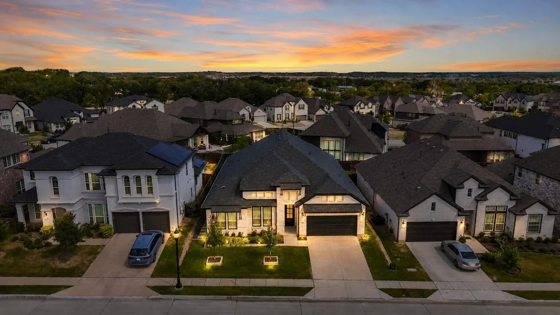 Photo of 7122 Doe Creek Lane