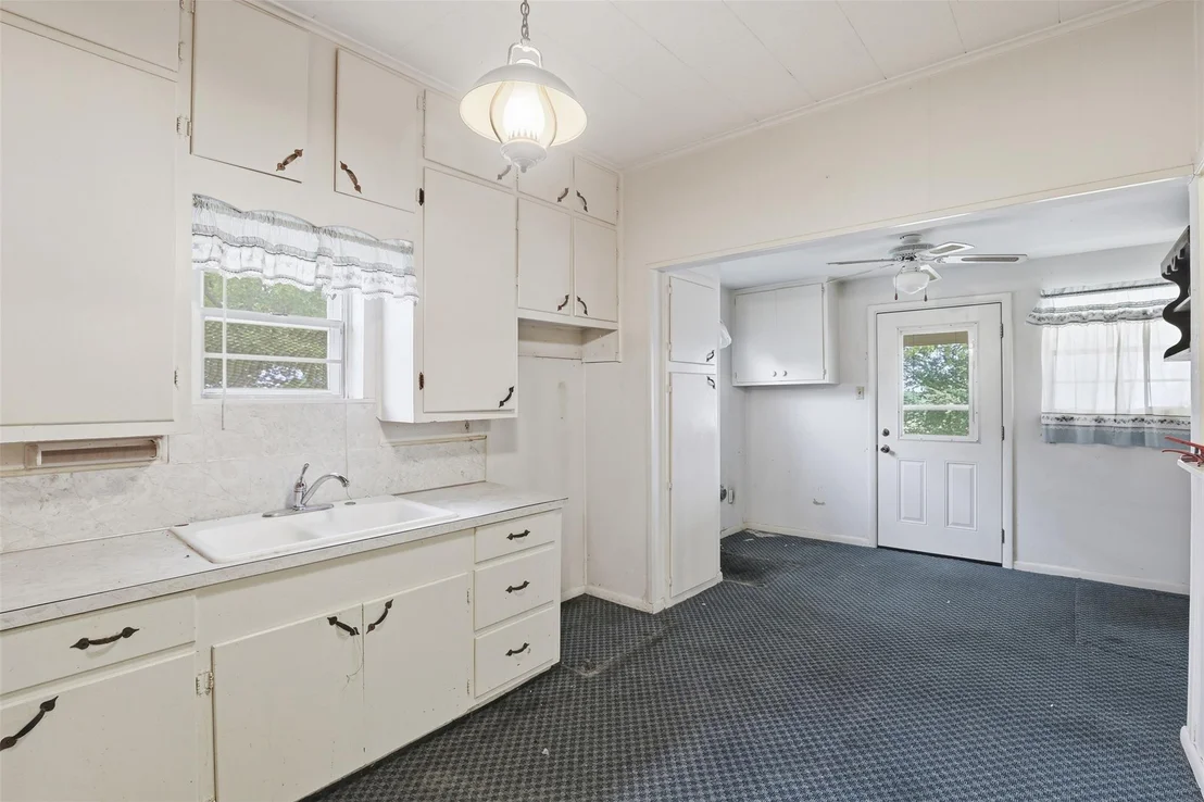 Photo of 820 Goshen Road