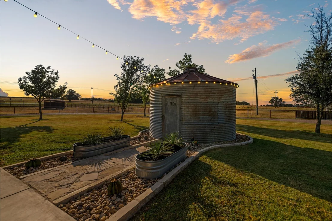 Photo of 2910 County Road 386