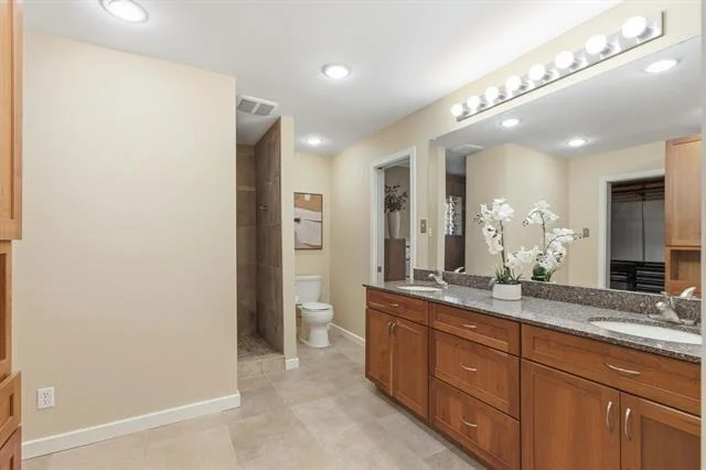 Photo of 237 Woodcrest Drive