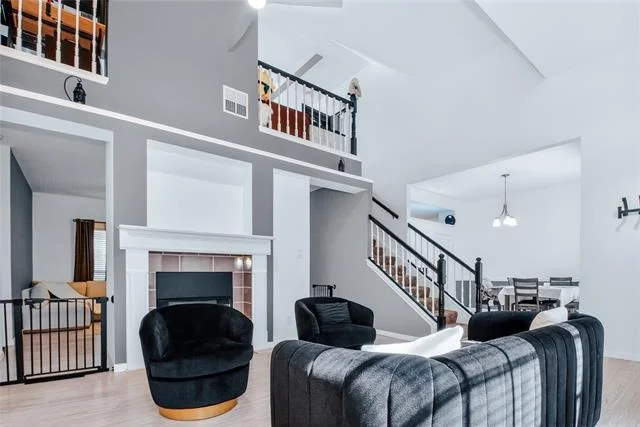 Photo of 751 Livingston Drive