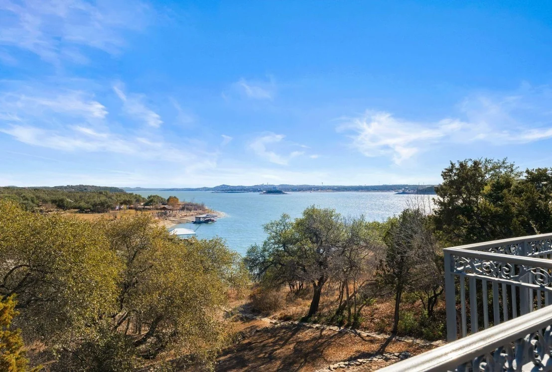 Photo of 8007 Sharon Road