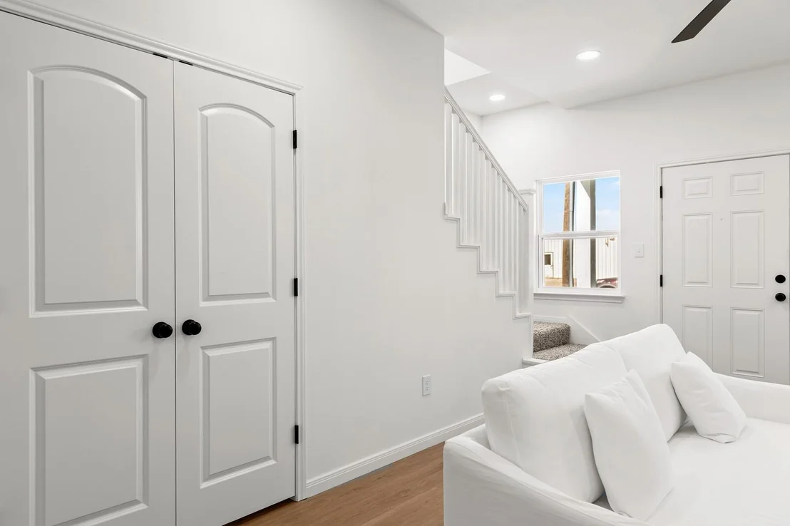 Photo of 84 Crescent