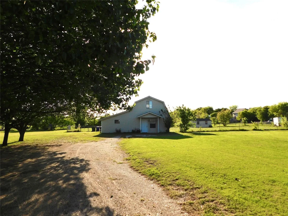Photo of 31 Rogers Circle