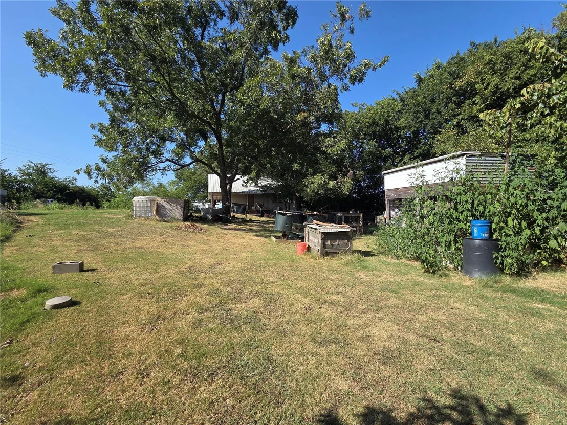 Photo of 2707 S State Highway 121 Highway S