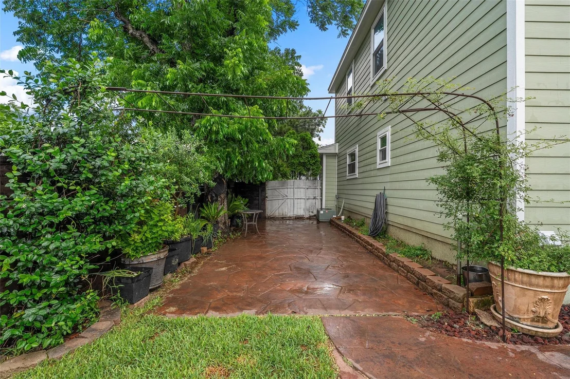 Photo of 1701 Baylor Avenue