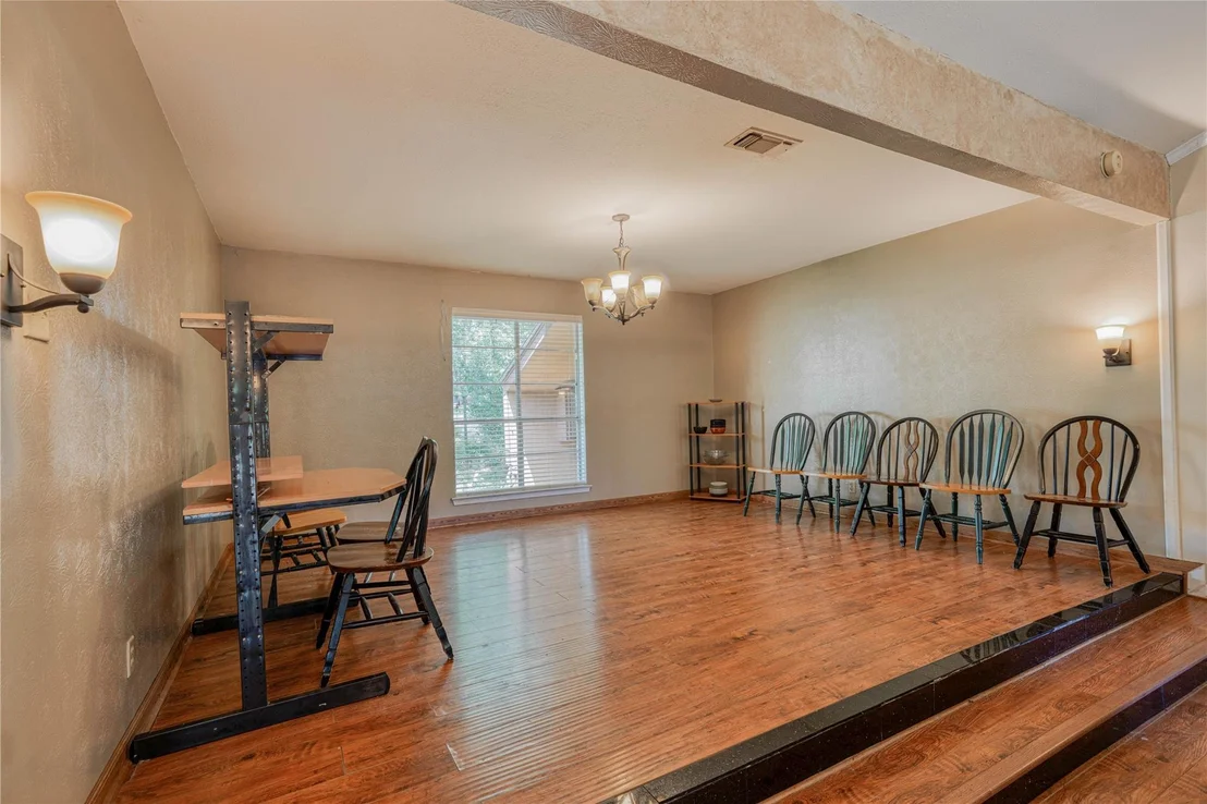 Photo of 1006 Rikkity Lane
