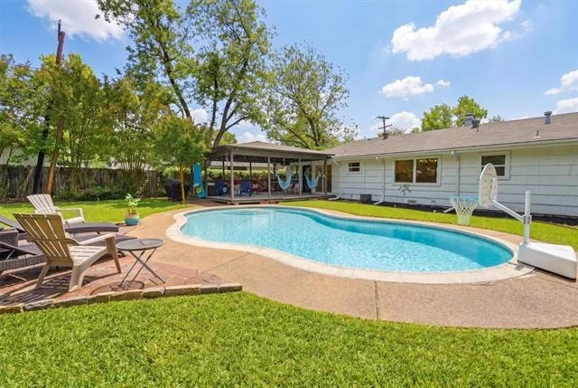 Photo of 4644 Selkirk Drive