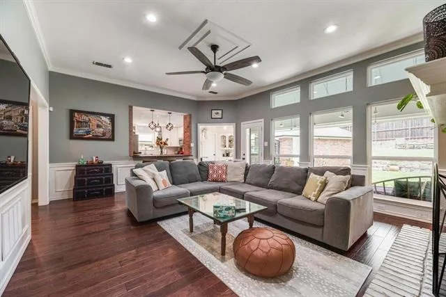 Photo of 2908 Roaring Springs Road