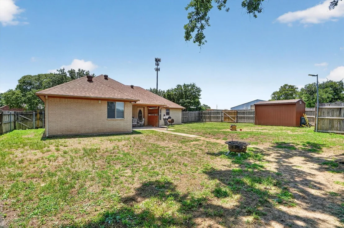 Photo of 1801 Rayna Drive