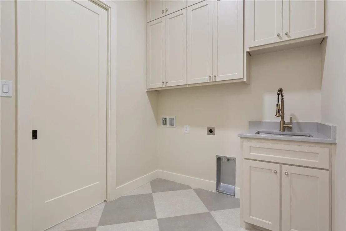 Photo of 931 Fawn Drive