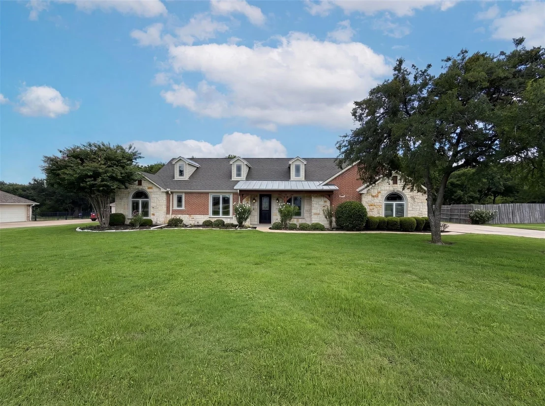 Photo of 1908 Fairway Lane