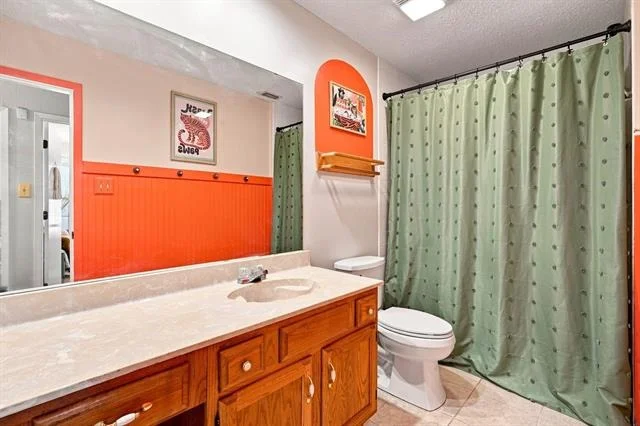 Photo of 749 Chanticleers Lane