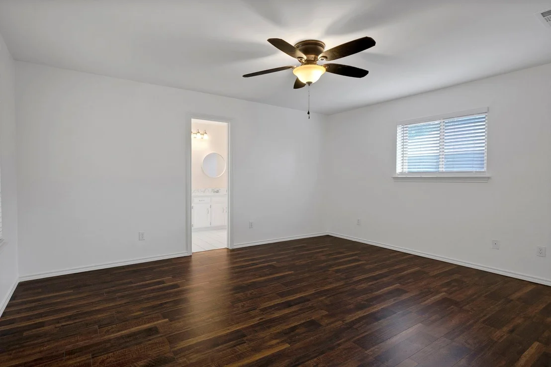Photo of 2207 Glen Forest Lane
