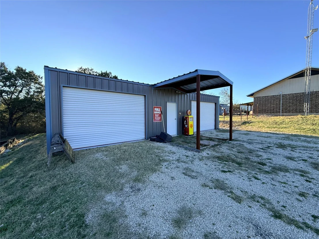 Photo of 351 Bosque Bend Lane