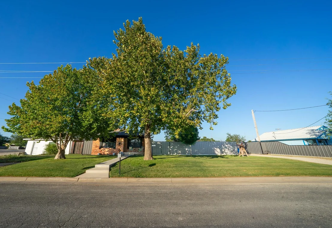 Photo of 455 5th